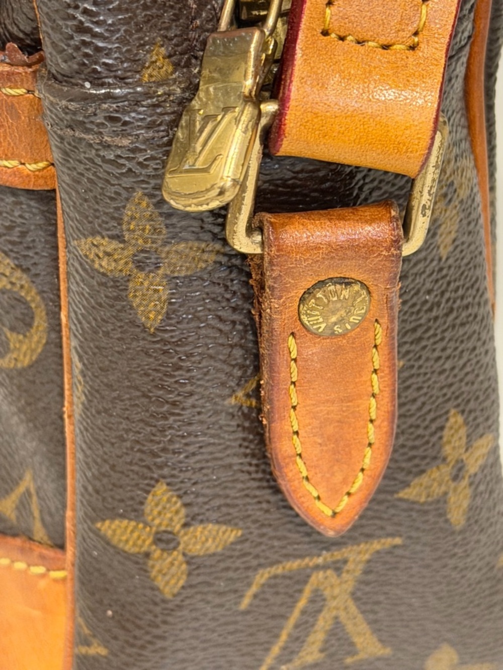 Louis Vuitton LV Monogram Trocadero 27 - Picture 9 of 13